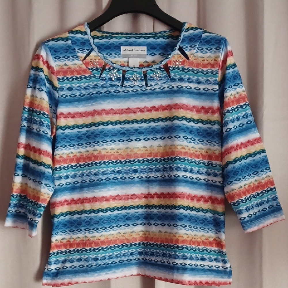 Alfred Dunner 3/4 Sleeve Top Rhinestone Cut Out Embellished Neckline Sz S Petite